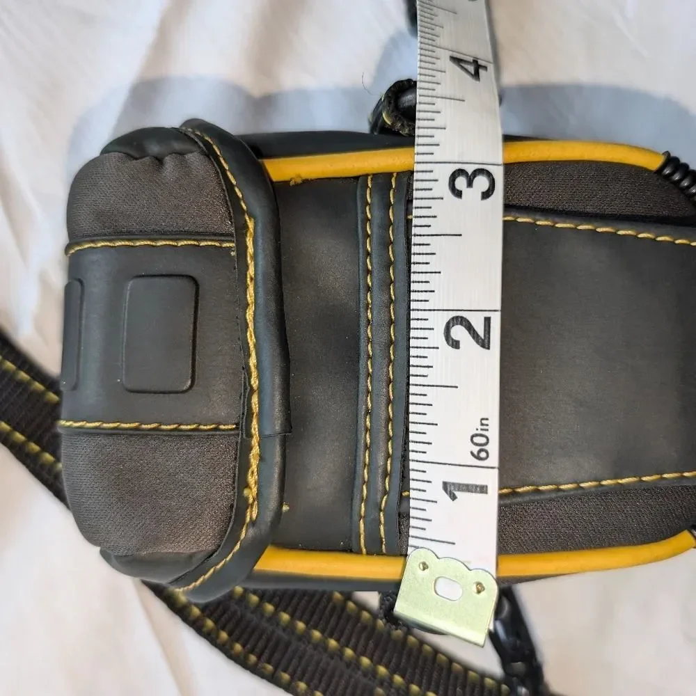 Body Glove Padded Camera Case For Small Digital Camera